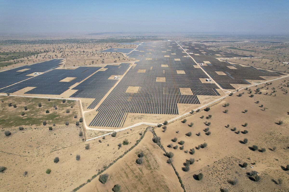 India’s solar-plus-storage tender sets record low INR 2.86 tariff - भारत के सौर-प्लस-स्टोरेज टेंडर में रिकॉर्ड कम ₹2.86/किलोवाट-घंटा टैरिफ