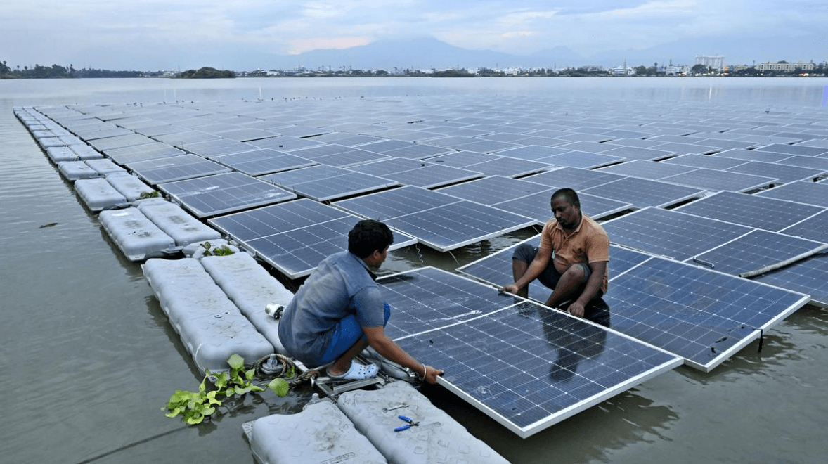 Madras High Court Questions Floating Solar Panels & Tourism Activity at Coimbatore’s Periyakulam Lake