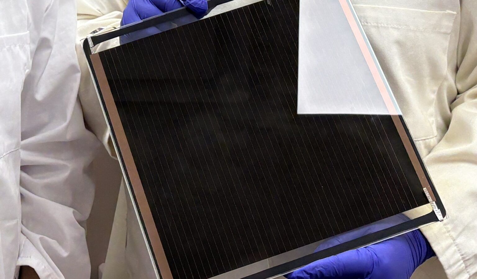 Perovskite mini-panel hits 22.2% efficiency – पेरोव्स्काइट मिनी-पैनल ने 22.2% दक्षता हासिल की